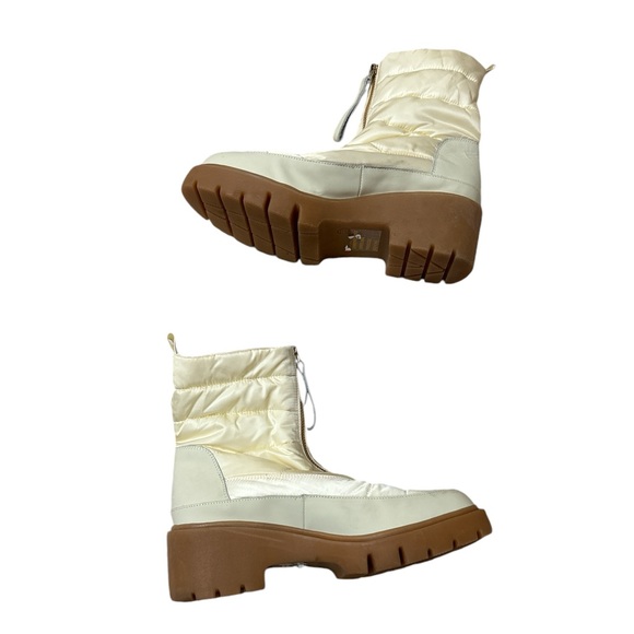 Silent D Quilted Zip Front Winter Bootie - Picture 3 of 10